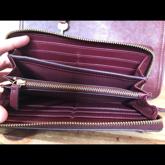 Fossil purse and wallet - Picture 2 of 7